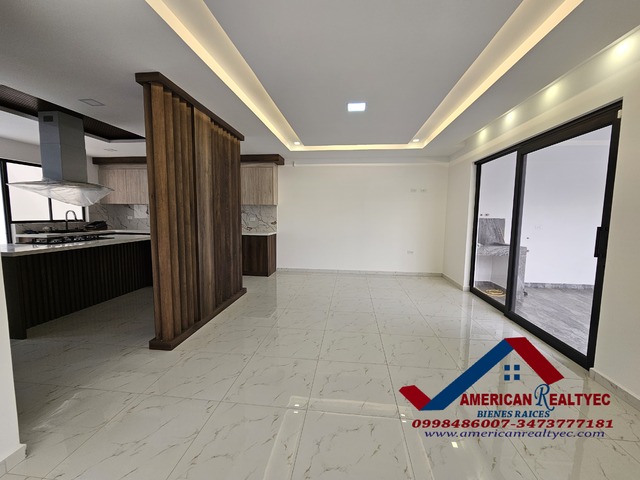 #Cod. 1043 - Casa para Venta en Azogues - F - 3